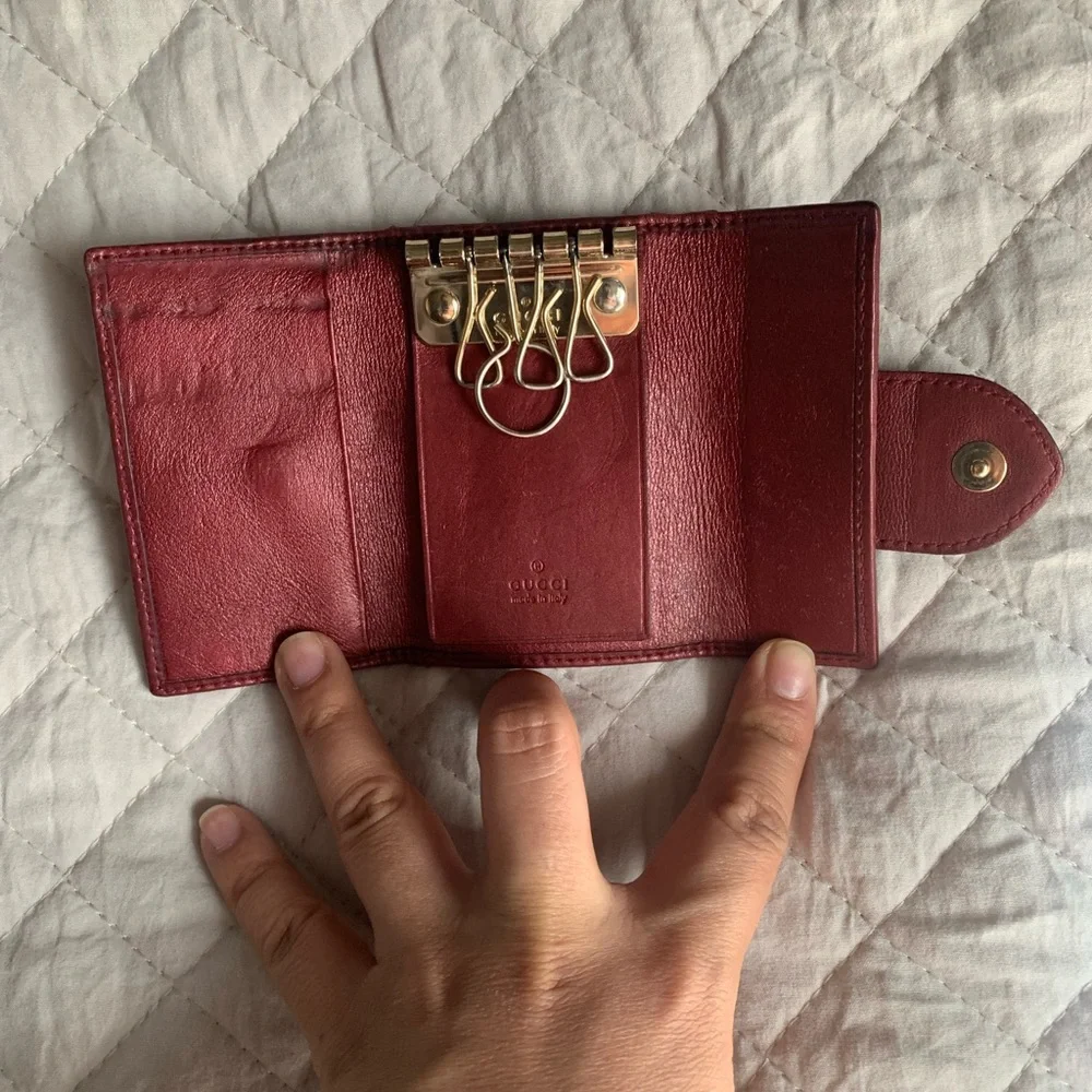 Authentic Gucci key case - Picture 4 of 12